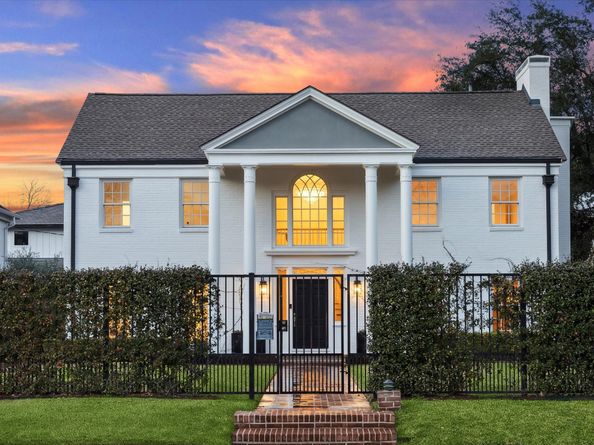 2440 Inwood Drive, Houston TX 77019