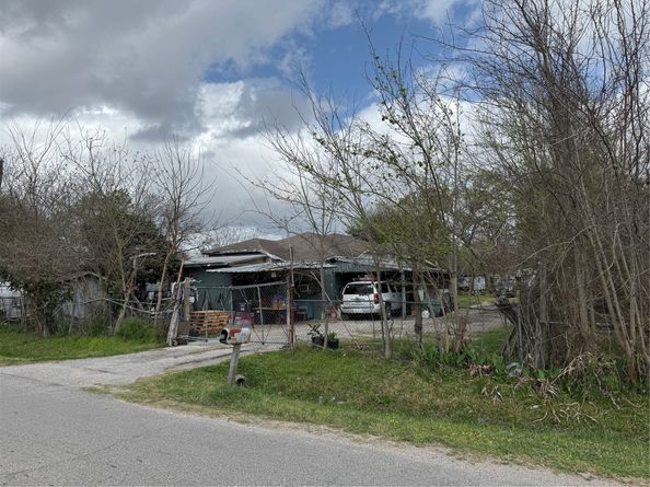 219 Dale Street, Houston TX 77060