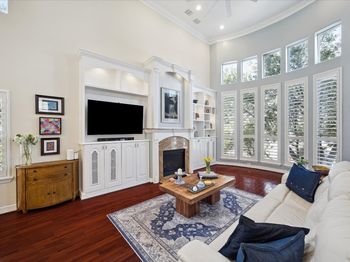 5717 Val Verde Street