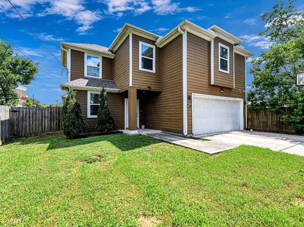 4617 White Rock Street, Houston TX 77051