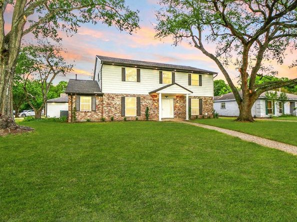 14406 Burgoyne Road, Houston TX 77077