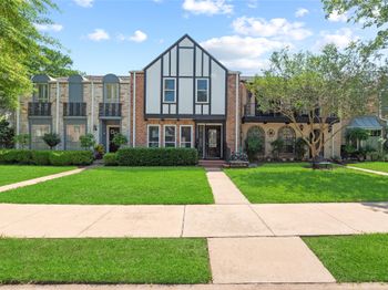 1310 Country Place Drive