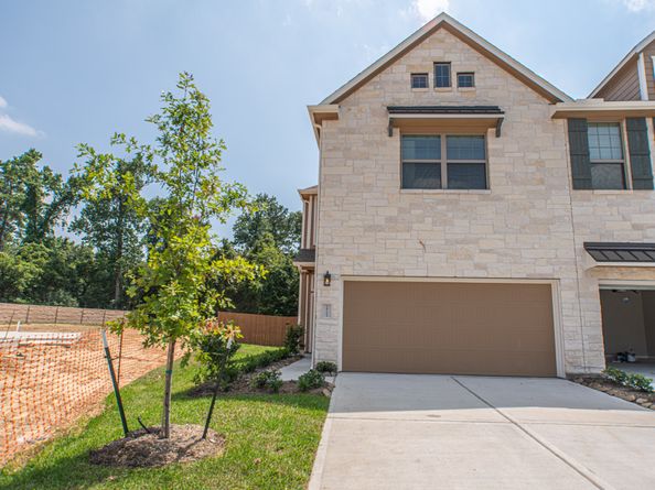 28104 Rocky Heights Drive, Spring TX 77386