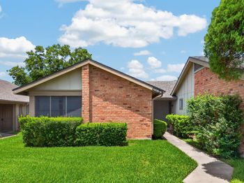 11210 Parkfield Dr