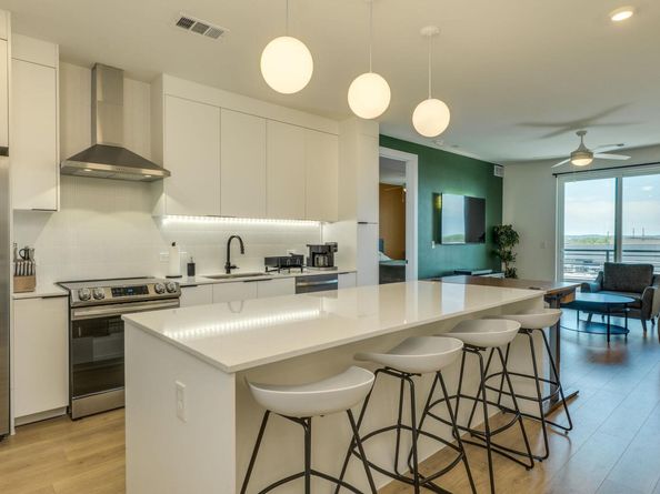 1701 Simond Ave 618, Austin TX 78723