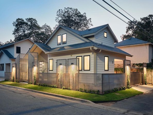 1401 E 3rd ST 2, Austin TX 78702