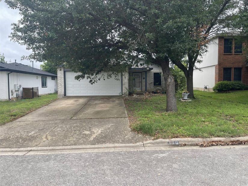 110 Brentwood DR, Leander TX 78641