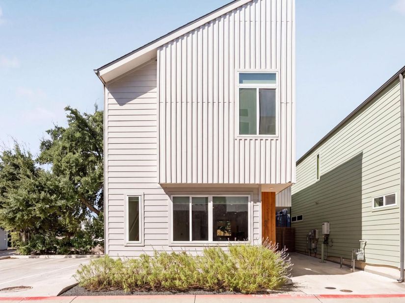 814 N Bluff DR 82, Austin TX 78745