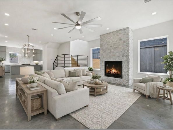 11009 Fourth ST, Jonestown TX 78645