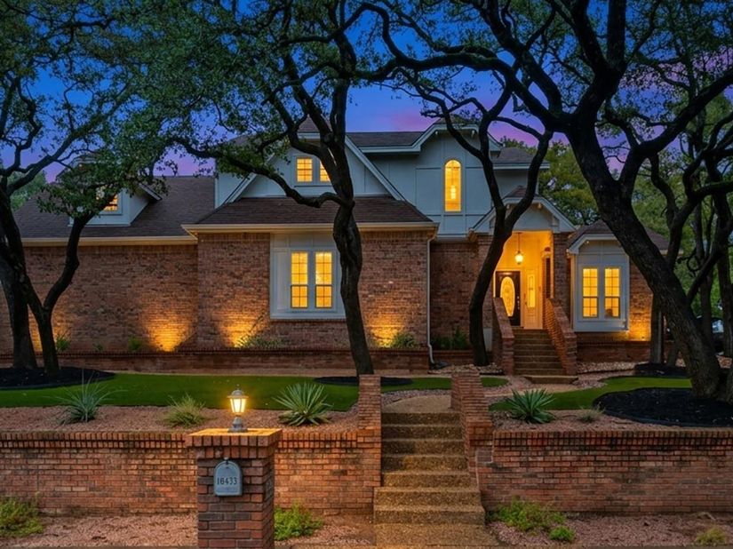 10405 Lockerbie DR, Austin TX 78750