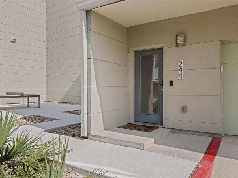 604 N Bluff DR 244, Austin TX 78745