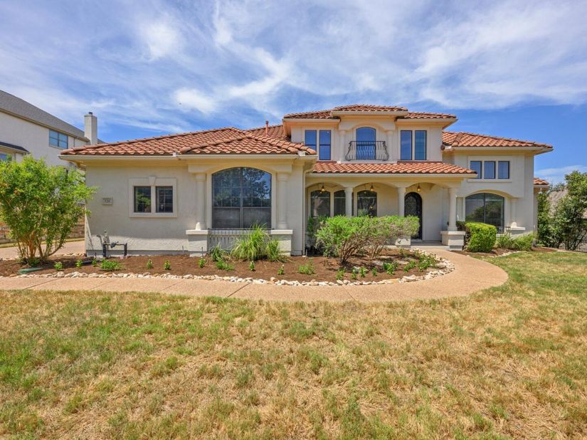 126 Vailco LN, Austin TX 78738