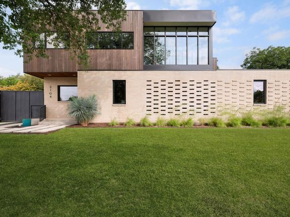 2104 Ann Arbor Ave, Austin TX 78704