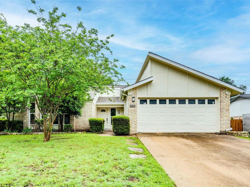 12710 Poquoson DR, Austin TX 78727