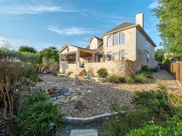 2409 Golden Gate PARK, Austin TX 78732