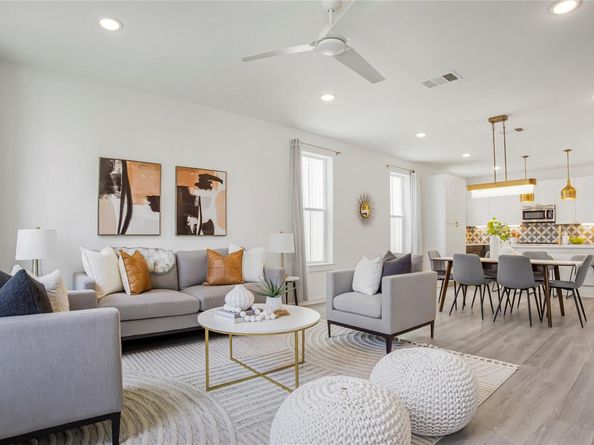 2624 Metcalfe RD 17, Austin TX 78741