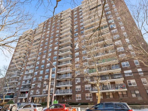 2550 Olinville Avenue 2H, Bronx NY 10467