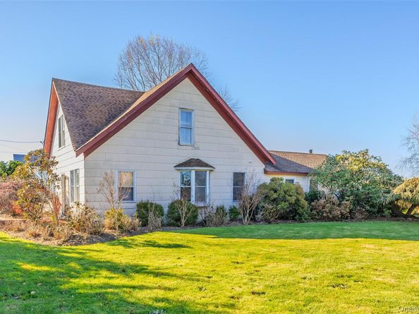 17525 County Road 48, Cutchogue NY 11935