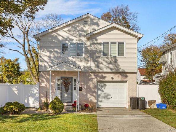 67 Harts Avenue, Roosevelt NY 11575