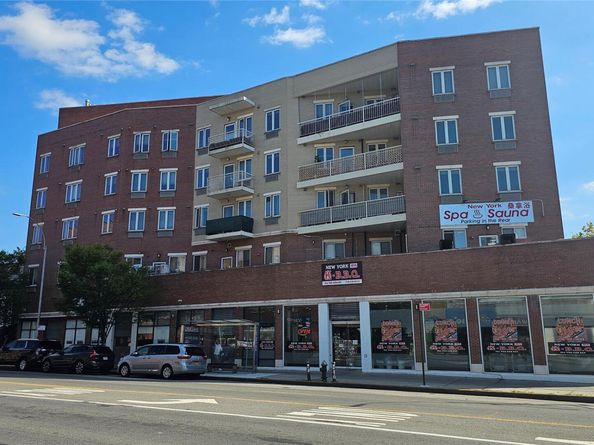 149-06 Northern Boulevard 302, Flushing NY 11354