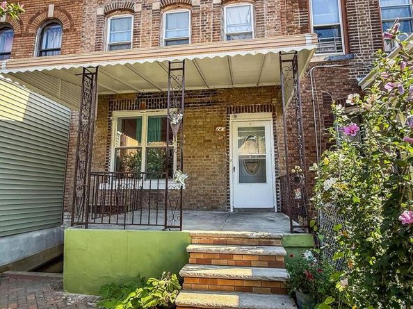 247 East 26th Street, Brooklyn NY 11226