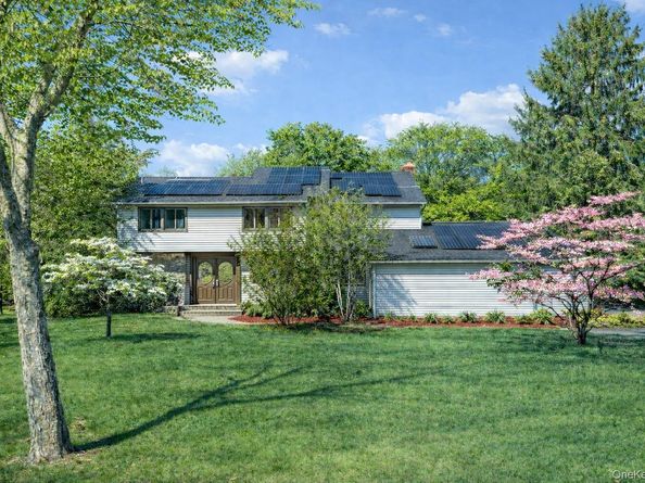 1 Allenby Drive, Northport NY 11768
