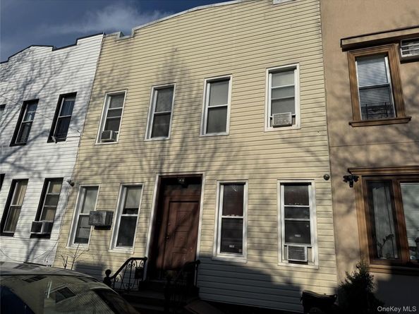 7031 67th Place, Glendale NY 11385