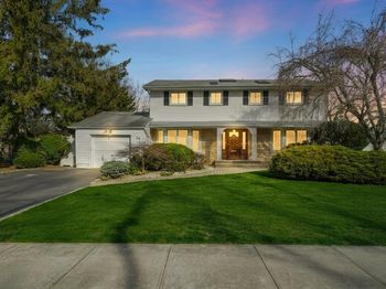 74 Rockland Drive