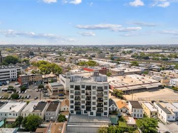 13243 Metropolitan Avenue