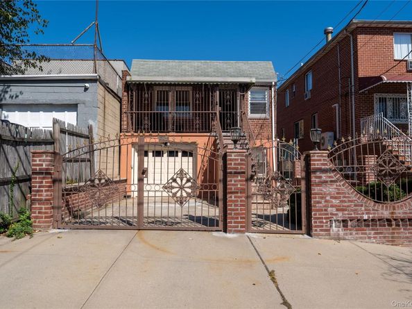 955 E 212th Street, Bronx NY 10469