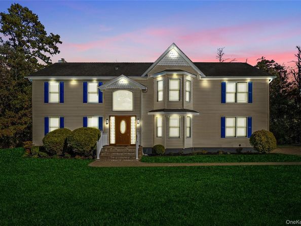 11A Grand Avenue, Yaphank NY 11980