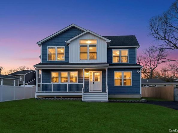 49 Barclay Road, Mastic Beach NY 11951