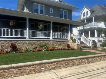 225 Beach 120th Street