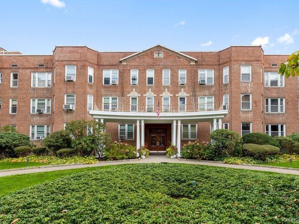 2 Overlook  Road 1B7A, White Plains NY 10605