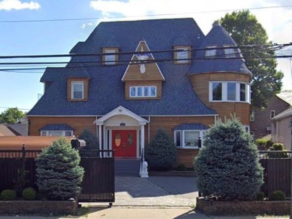 610 City Island Avenue, Bronx NY 10464