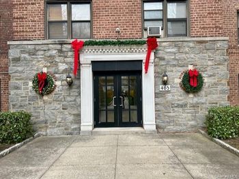 465 E Lincoln Avenue