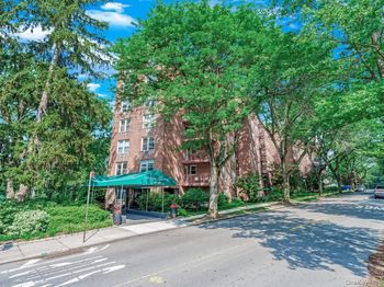 42-30 Douglaston Parkway