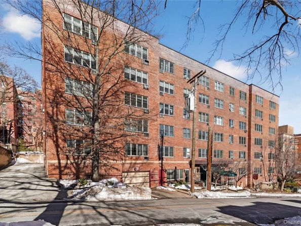 25 Franklin Avenue 2K, White Plains NY 10601