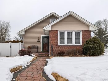 661 Saint Lukes Place