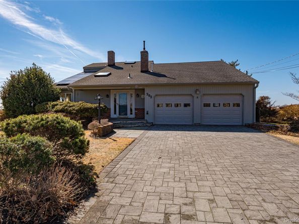 282 Belvedere Drive, Oakdale NY 11769