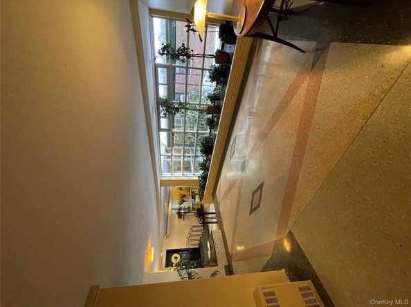 118-60 METROPOLITAN Avenue 2 I, Kew Gardens NY 11415