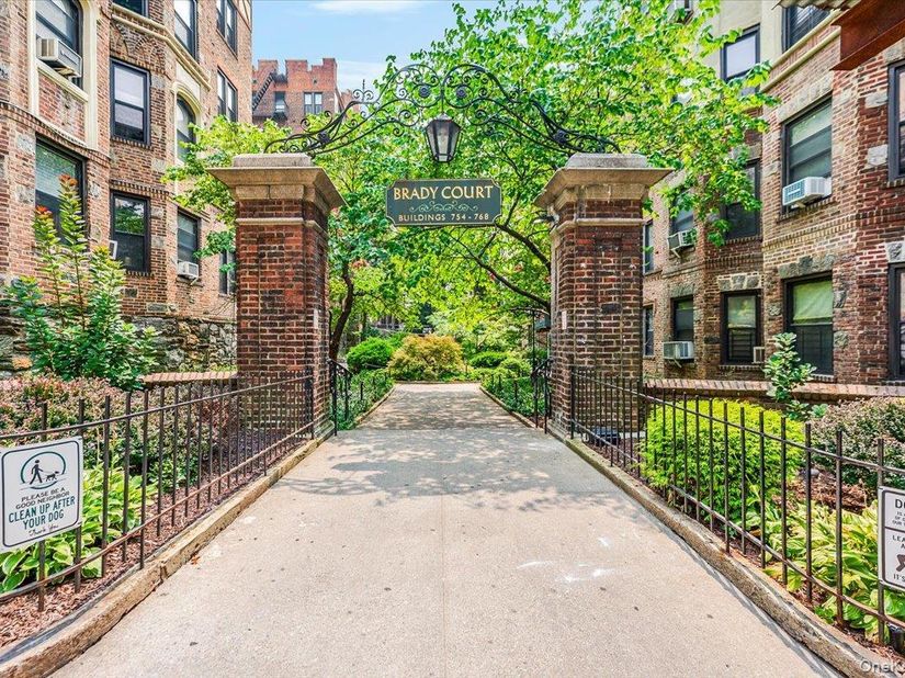 758 Brady Court 214, Bronx NY 10462