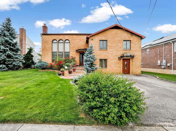 3420 Woodward Street, Oceanside NY 11572