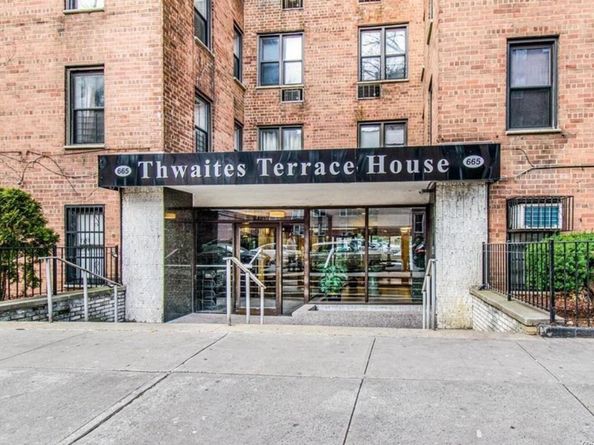 665 Thwaites Place 1X, Bronx NY 10467
