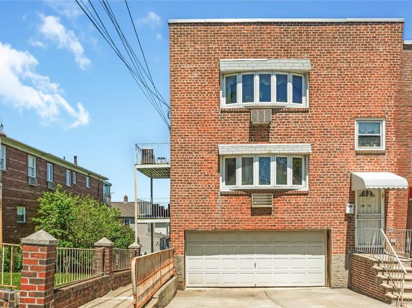 126-09 5th Avenue, College Point NY 11356