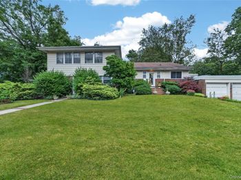 445 Nassau Boulevard