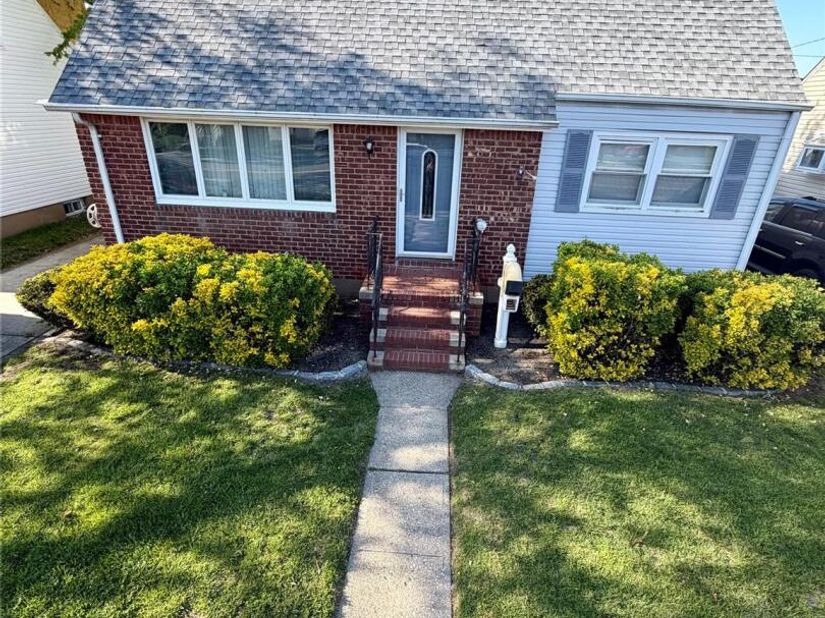 847 Jerusalem Avenue, Merrick NY 11566