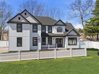 112 S Hillside Avenue