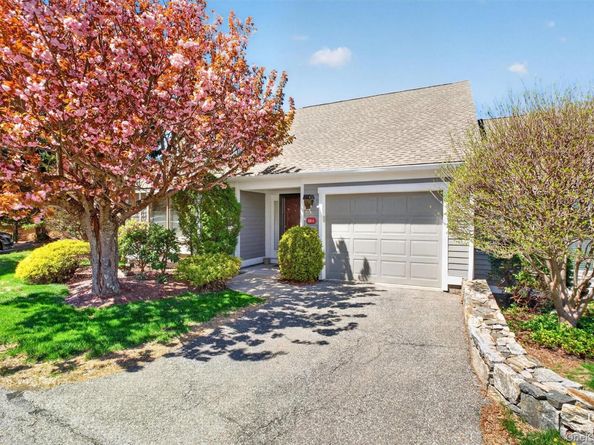 414 Heritage Hills A, Somers NY 10589