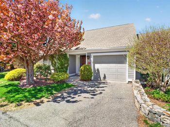 414 Heritage Hills